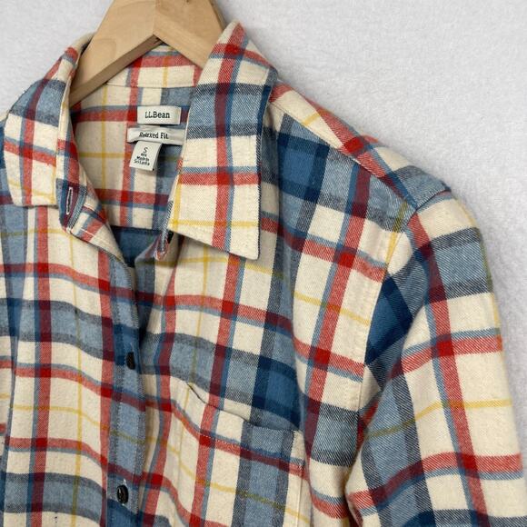 L.L. Bean Tops - LL BEAN Top Womens S Scotch Plaid Flannel Shirt Relaxed Fit Button Up Ivory Blue